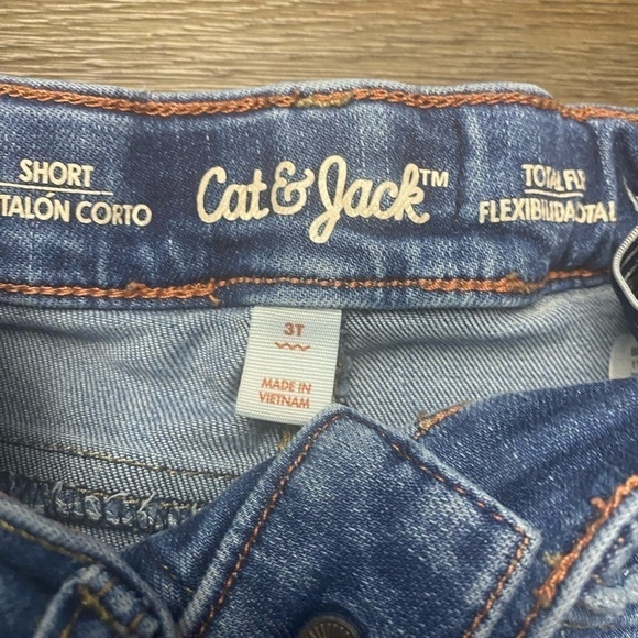 Cat & Jack 3T boy denim jean shorts stretch with adjustable waist strap - Picture 3 of 4